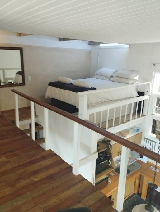 Eagles Eyrie- Camps Bay *